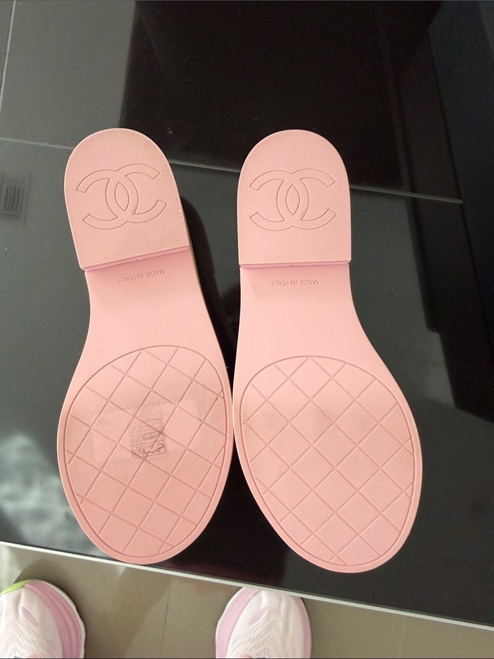 CHANEL Pink Quilted Leather Slide Mules with Gold CC--FLASH SELL-- - Picture 4 of 11